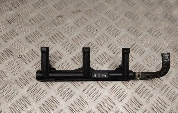 Audi Q7 4M Fuel main line pipe 06E133681L
