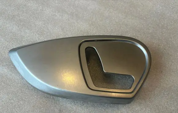 Mercedes-Benz ML W164 Front door seat control surround trim 313206RH