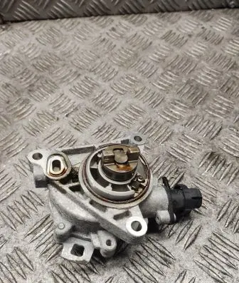 Volvo XC40 Vacuum pump 32257020