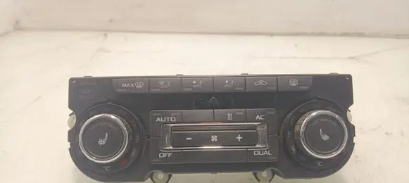 Skoda Octavia Mk2 (1Z) Climate control unit 3T0907044AE