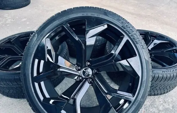 Audi Q7 4M R17 alloy rim 