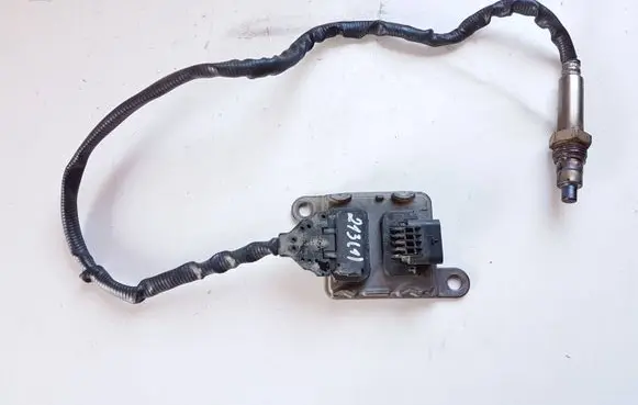 Mercedes-Benz E W213 Lambda probe sensor A0009057208