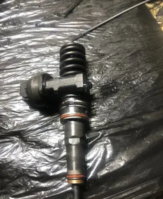 Audi A4 S4 B6 8E 8H Fuel injector 038130073AJ