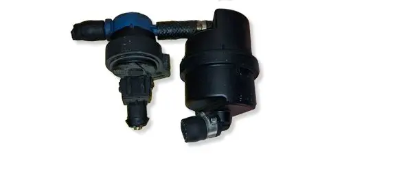 Mercedes-Benz CLS C219 Turbo solenoid valve A0004705493