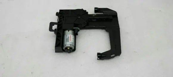 Mercedes-Benz CLS C219 Seat adjustment motor A0009700026