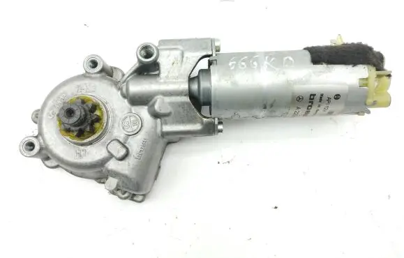 Mercedes-Benz S W221 Seat adjustment motor A2208205042