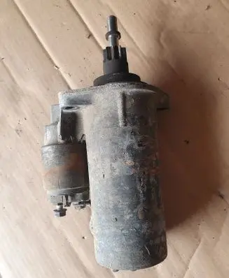 Volkswagen Golf II Starter motor 02A911023H 02A911023EX