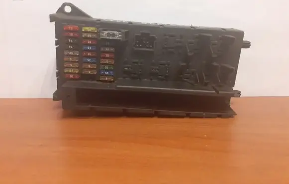 Mercedes-Benz Sprinter W906 Fuse box set 518817408 A9065454001