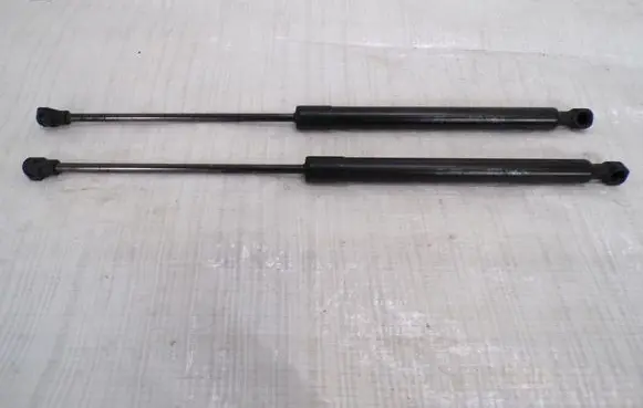 Opel Corsa F Tailgate strut 9831976680