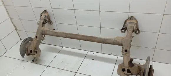 Opel Astra H Rear axle beam 