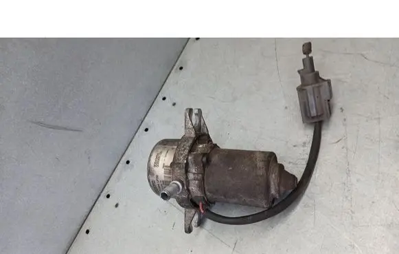 Volvo S80 Vacuum pump 30645454