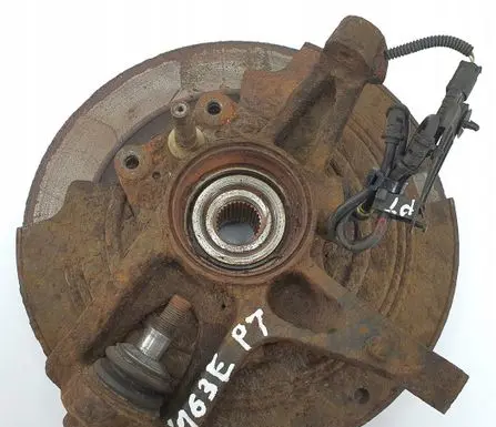 Mercedes-Benz ML W163 Rear wheel hub