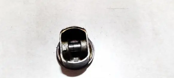 Audi A4 S4 B5 8D Piston 81p32