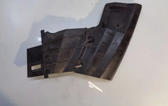 Volvo S60 Front bumper mounting bracket 31323428