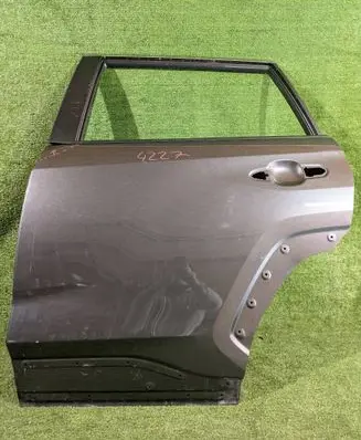 Toyota RAV 4 (XA50) Front door 