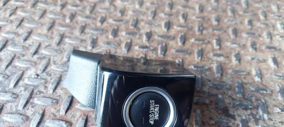 Engine start stop button switch