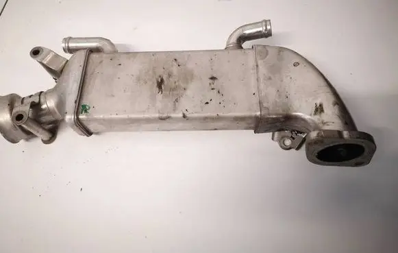 Mercedes-Benz A W176 EGR valve cooler A6511400575 16T16620194