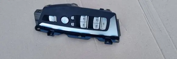 BMW X3 G01 Electric window control switch 6847099