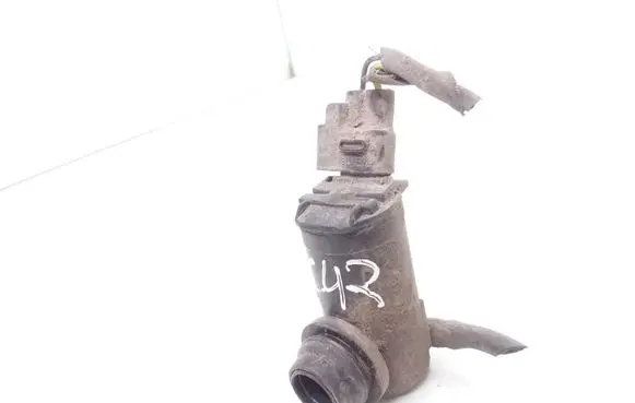 SsangYong Rexton Windscreen/windshield washer pump 8632005000