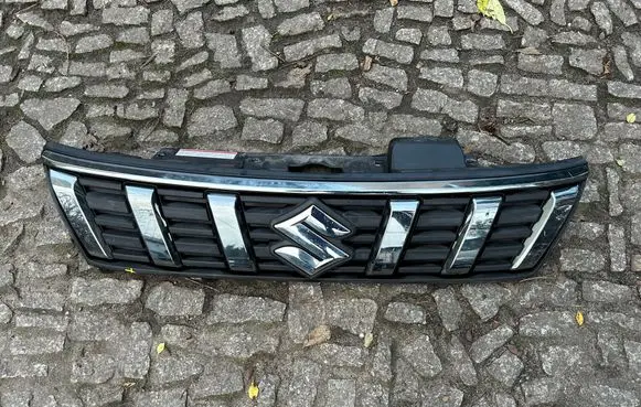 Suzuki Vitara (LY) Front bumper upper radiator grill 7212186R0