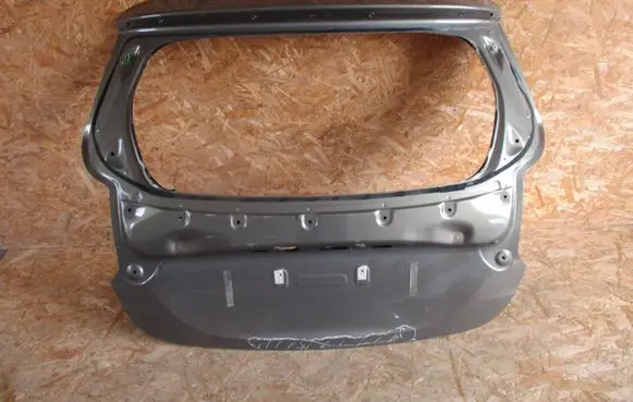 Toyota Yaris XP210 Truck tailgate 