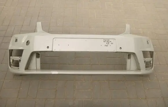 Skoda Octavia Mk3 (5E) Front bumper 5E0807221F