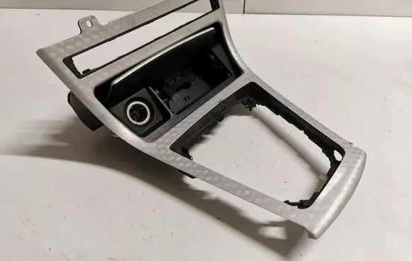 BMW X3 E83 Gear shifter surround trim plastic 3401826