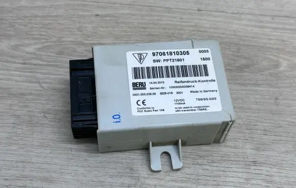 Porsche Panamera (970) Tire pressure control unit 97061810305 970618103