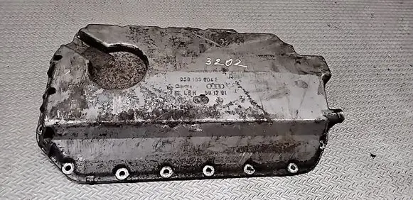 Audi A6 S6 C5 4B Oil sump 059103604E