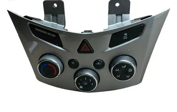 Chevrolet Captiva Climate control unit 95332725 1304090024 545329302