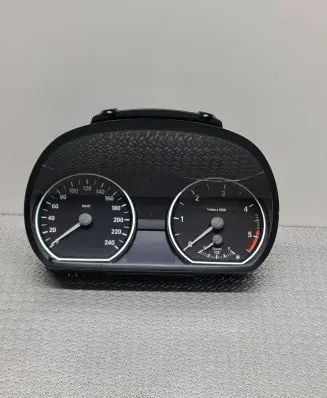 BMW 1 E81 E87 Speedometer (instrument cluster) 1041568