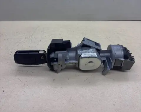 Ford Focus Ignition lock 3M513F880AD D75200130Y 6E5T15607BA