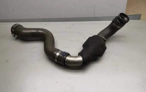 Renault Trafic II (X83) Intercooler hose/pipe 8200648187