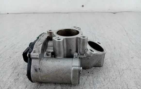 Renault Laguna III Throttle body valve 7.10334.05.021T355