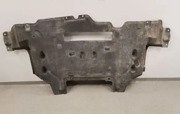 Land Rover Defender Engine splash shield/under tray L8B214385AG
