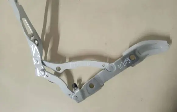 BMW 2 F22 F23 Tailgate/trunk/boot hinge 7304557