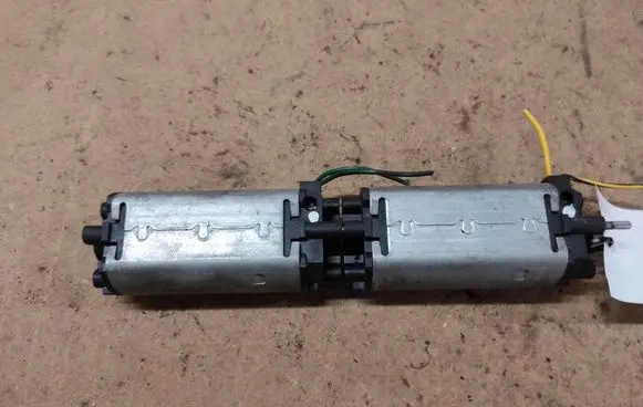 Citroen C5 Seat adjustment motor 9460570A 401231A6 EMC12700