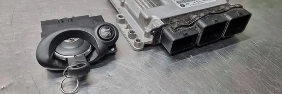 Engine ECU kit and lock set