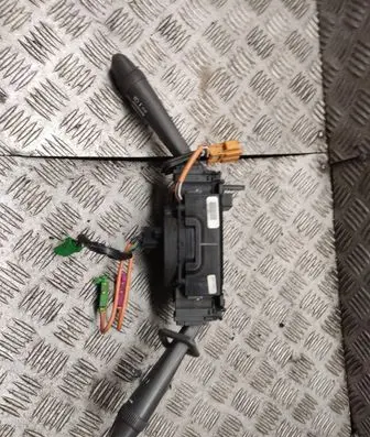 Volvo S80 Wiper turn signal indicator stalk/switch 9452389