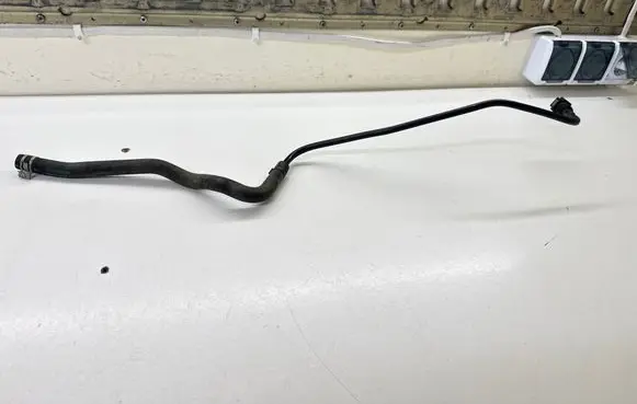 Ford Transit Custom Engine coolant pipe/hose GK218K012BC