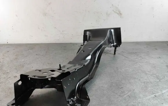 Land Rover Discovery Sport Other under body part LR105926 LR077421