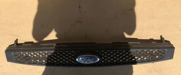 Ford Fiesta Front bumper upper radiator grill 2S618200A