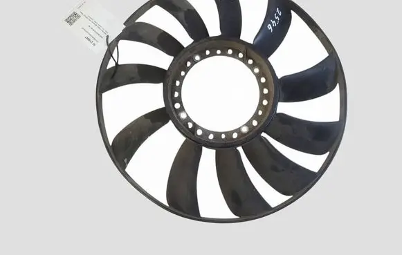 Audi A4 S4 B5 8D Fan impeller 058121301B