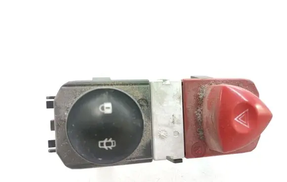 Renault Scenic II - Grand scenic II Hazard light switch 8200407415 8200095493 8200109723