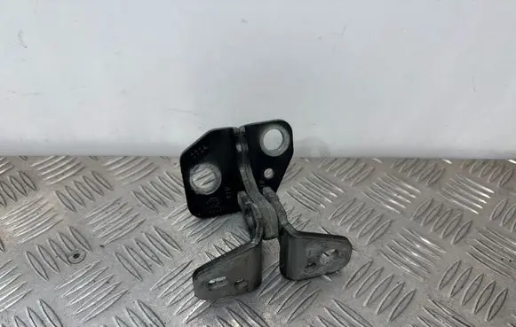 Chrysler Pacifica Front door lower hinge 85574F