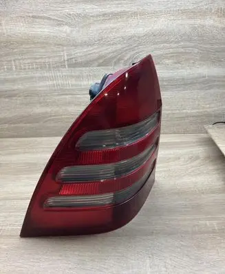 Rear/tail lights