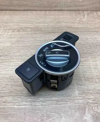 Mercedes-Benz E W212 Light switch A2129050651 10091532