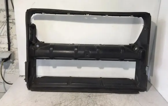 BMW 5 F10 F11 Radiator trim 18779815 7237494 22793115