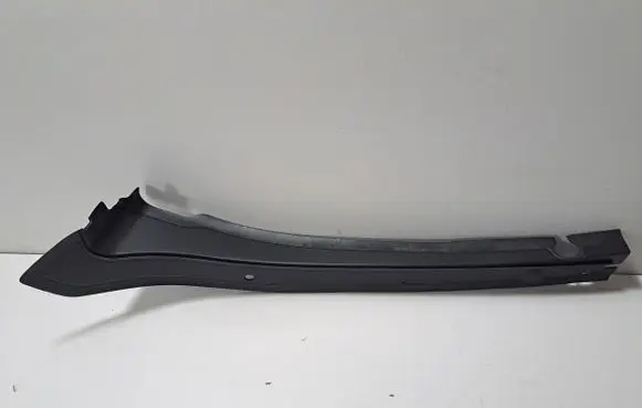 Fender end trim