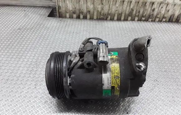 Opel Zafira A Air conditioning (A/C) compressor (pump) 24464151